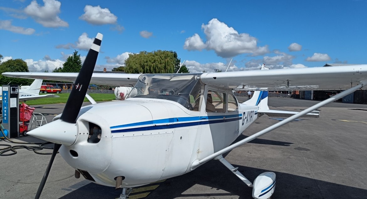 G-AYRT Cessna R172K