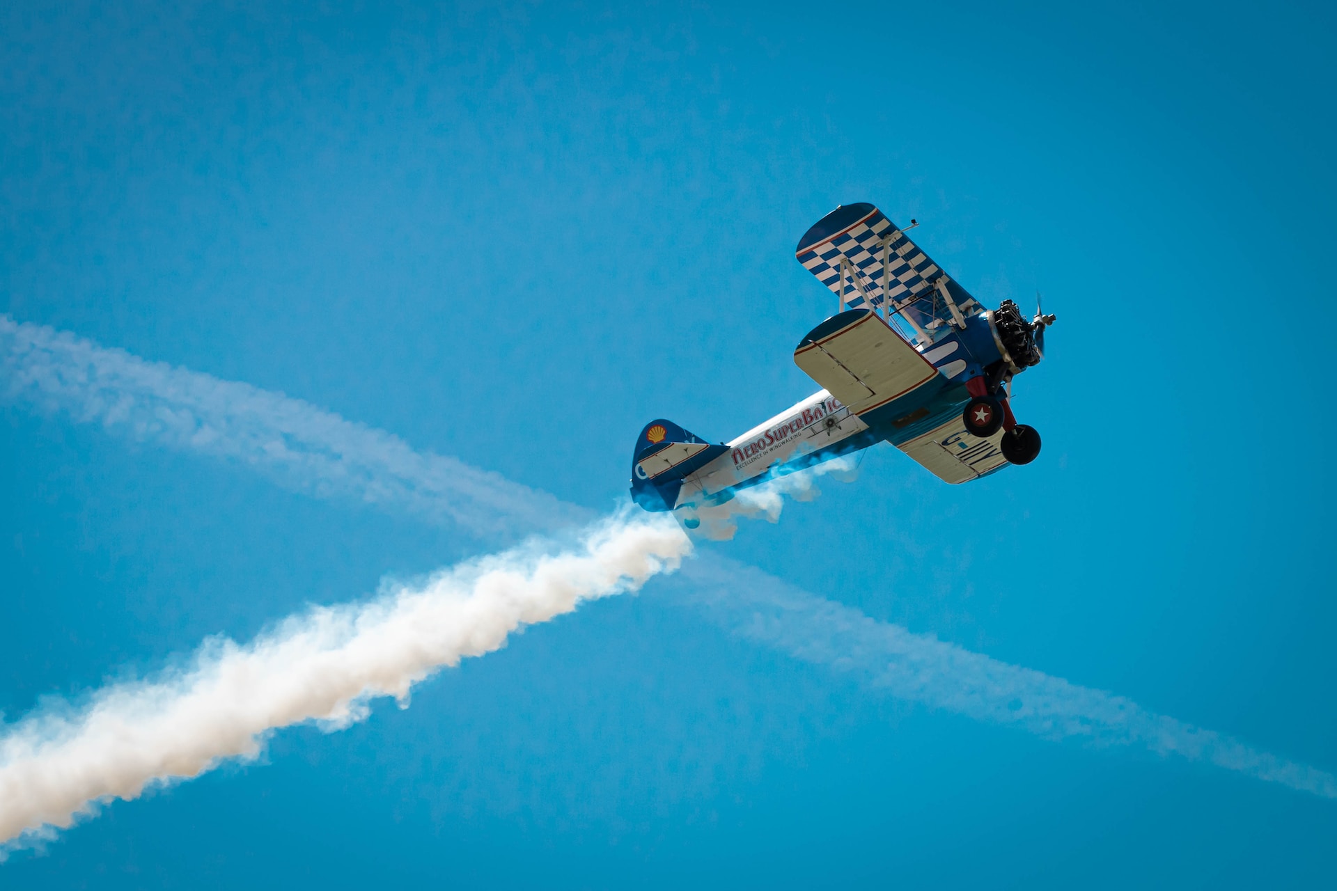 aerobatic flights