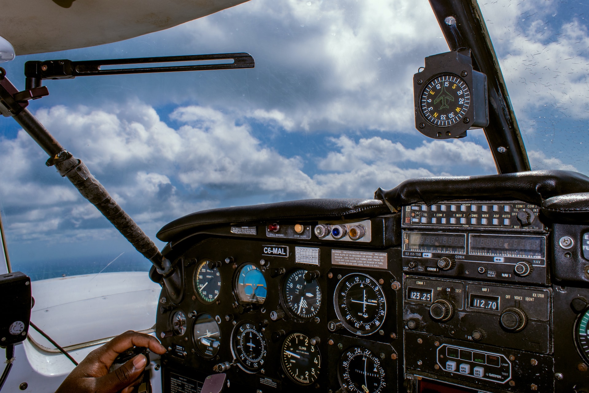 Light Aircraft Flying Safety: Essential Tips and Practices