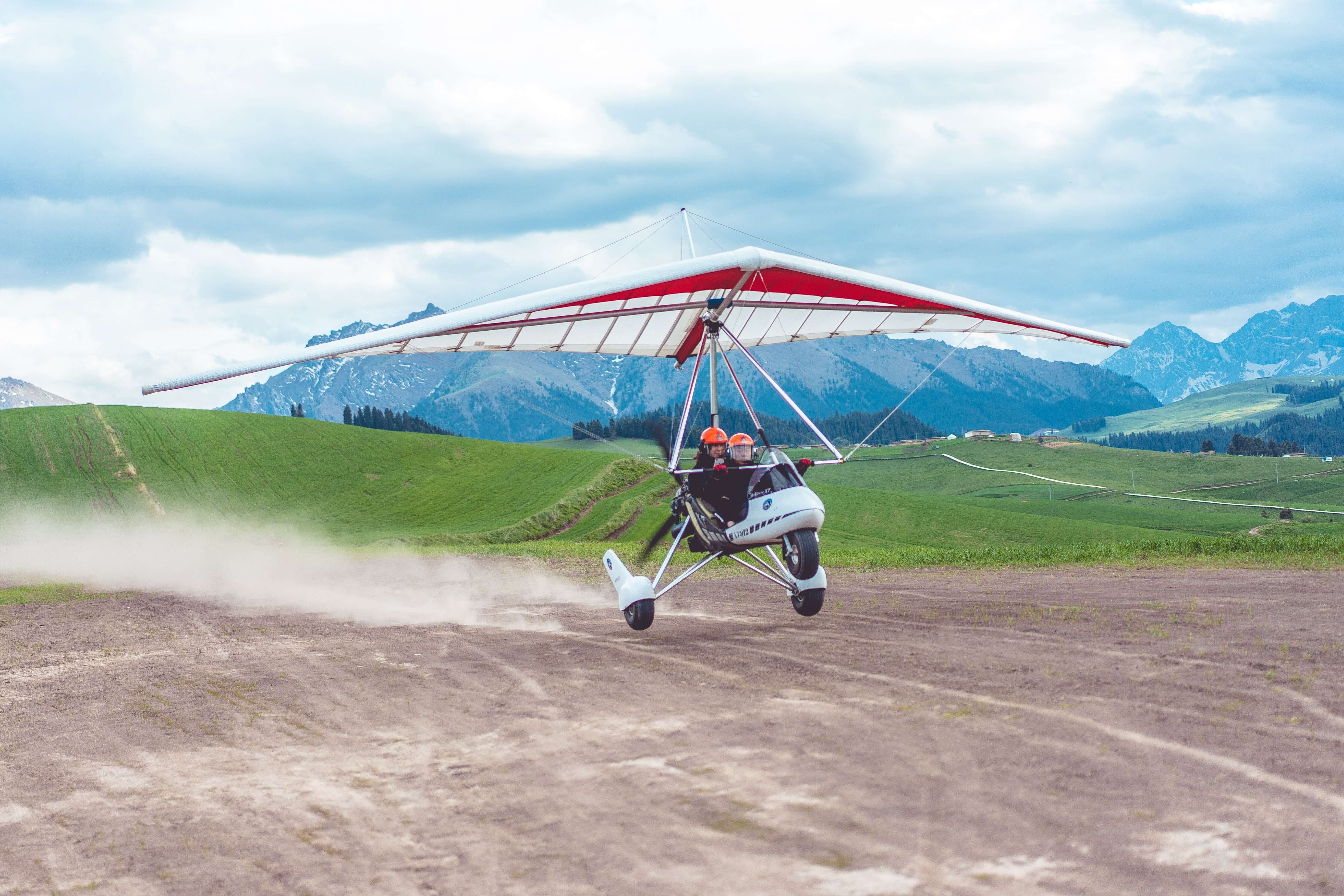 Microlights vs Light Aircraft