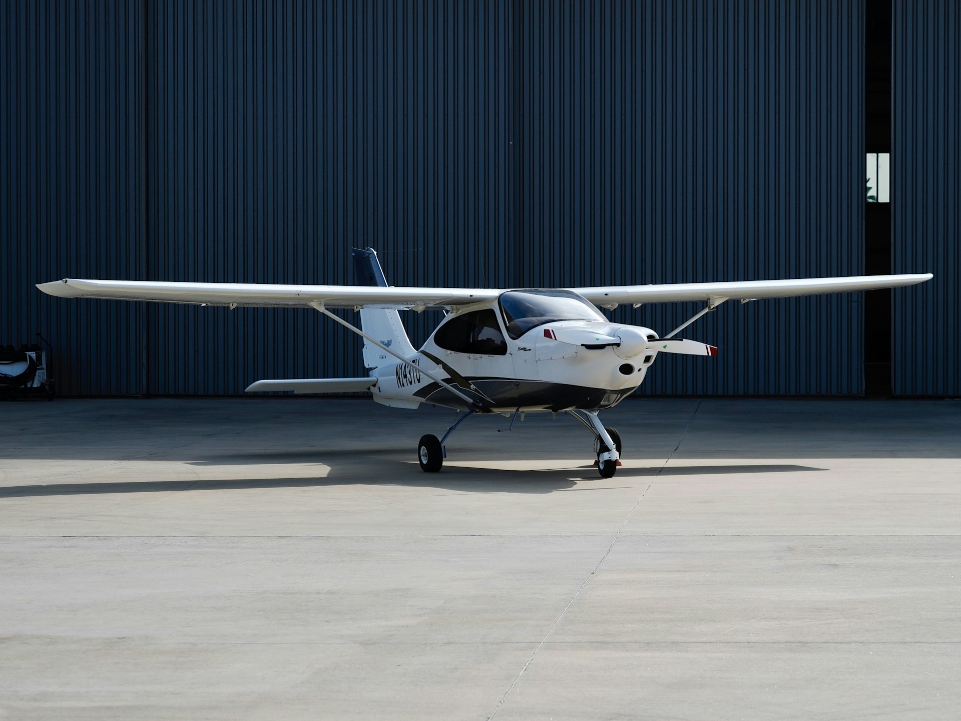 Trial Lessons vs Trial Flights: What’s the Difference and Which Should You Choose?